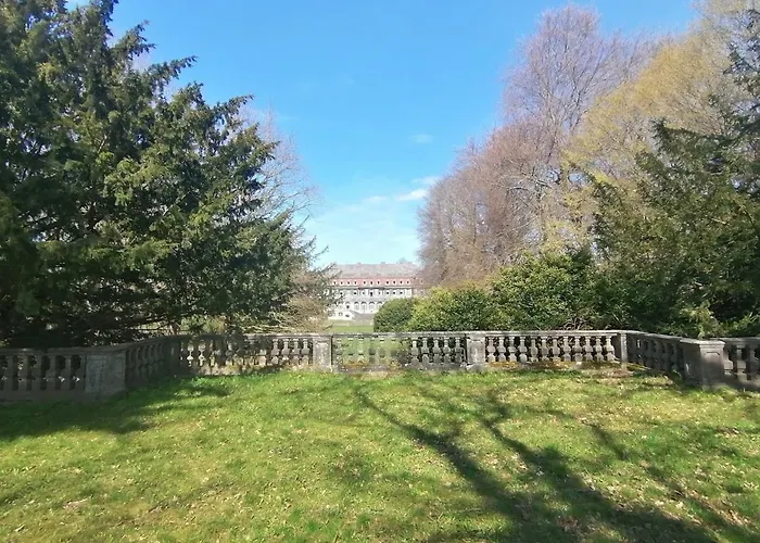 Jagdschloss-bellin فندق 4*